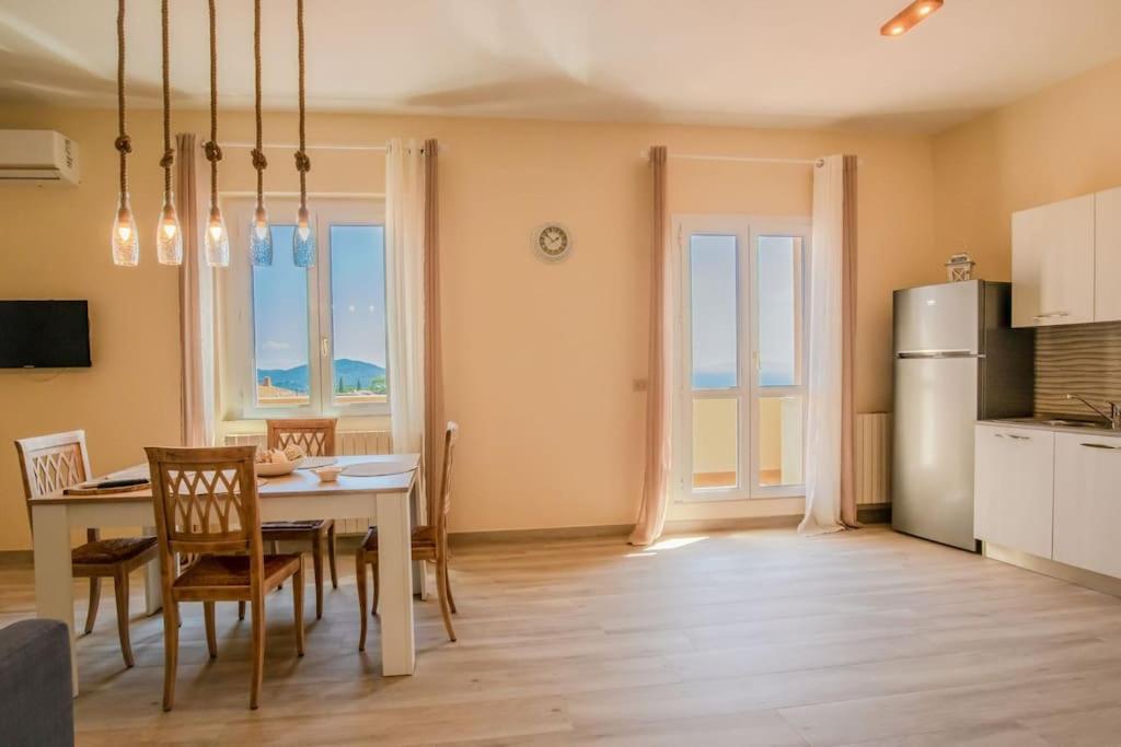 Ferienwohnung Alba Del Mare Capoliveri  Exterior foto